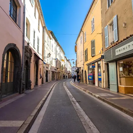 Apartmán Studio Rue Allard By Interhome