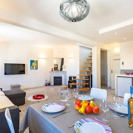 Studio Rue Allard By Interhome Apartment