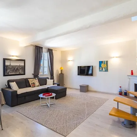 Studio Rue Allard By Interhome *